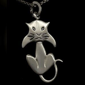 Vintage Sterling Silver Beau Cat Pendant